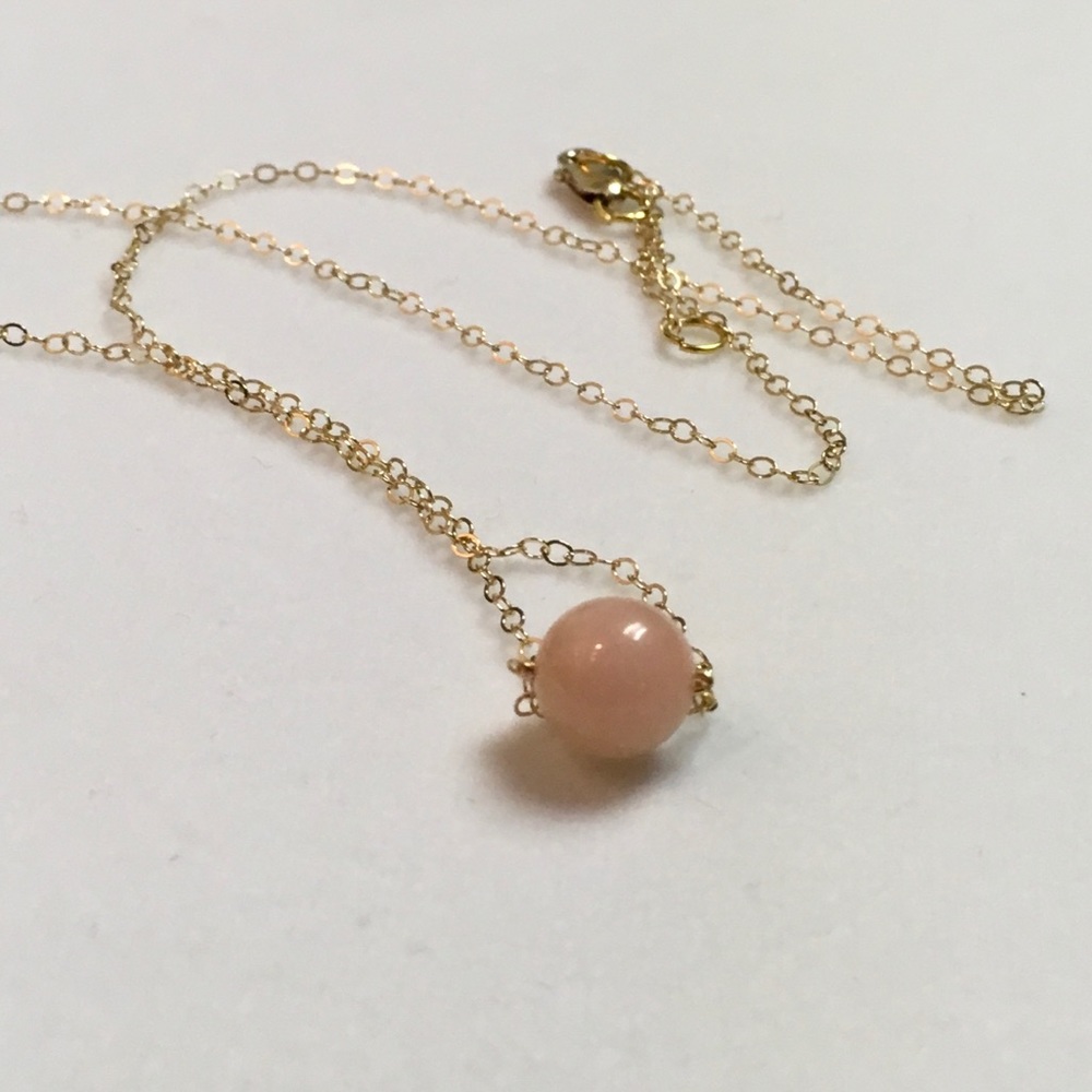 14k Gold Filled Necklace W/ Single Morganite Bead - Picture 5 of 8